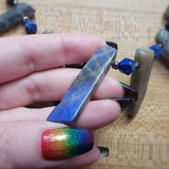 labradorite stick & lapis lazuli choker (16″)