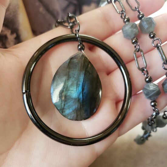 labradorite teardrop o ring necklace with paperclip chain (22″)