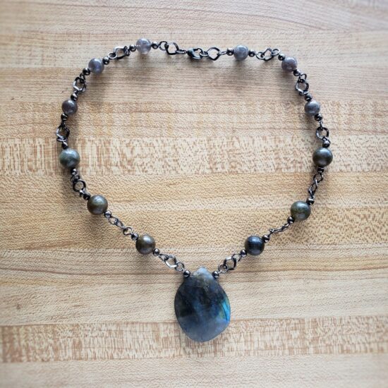 labradorite necklace with organic shapes & tones (17.5″)