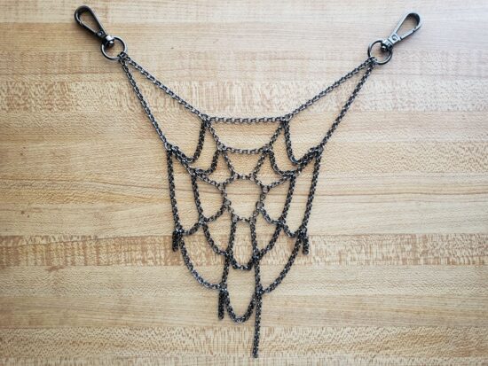 spiderweb belt loop chain - Image 3